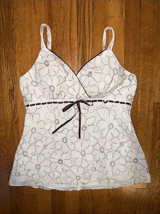 dressbarn Tops - Vintage Y2K Dressbarn White Lace-Edged floral Babydoll top